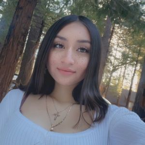 Meet your Posher, Azucena